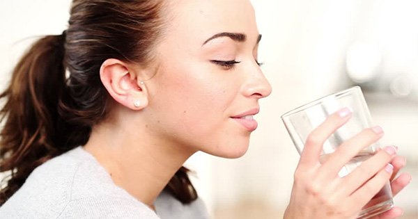 การดื่มน้ำเมื่อท้องว่าง ได้ประโยชน์อย่างที่คิดไม่ถึง 